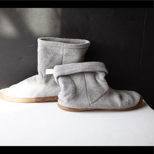 Land’send slippers women size 11